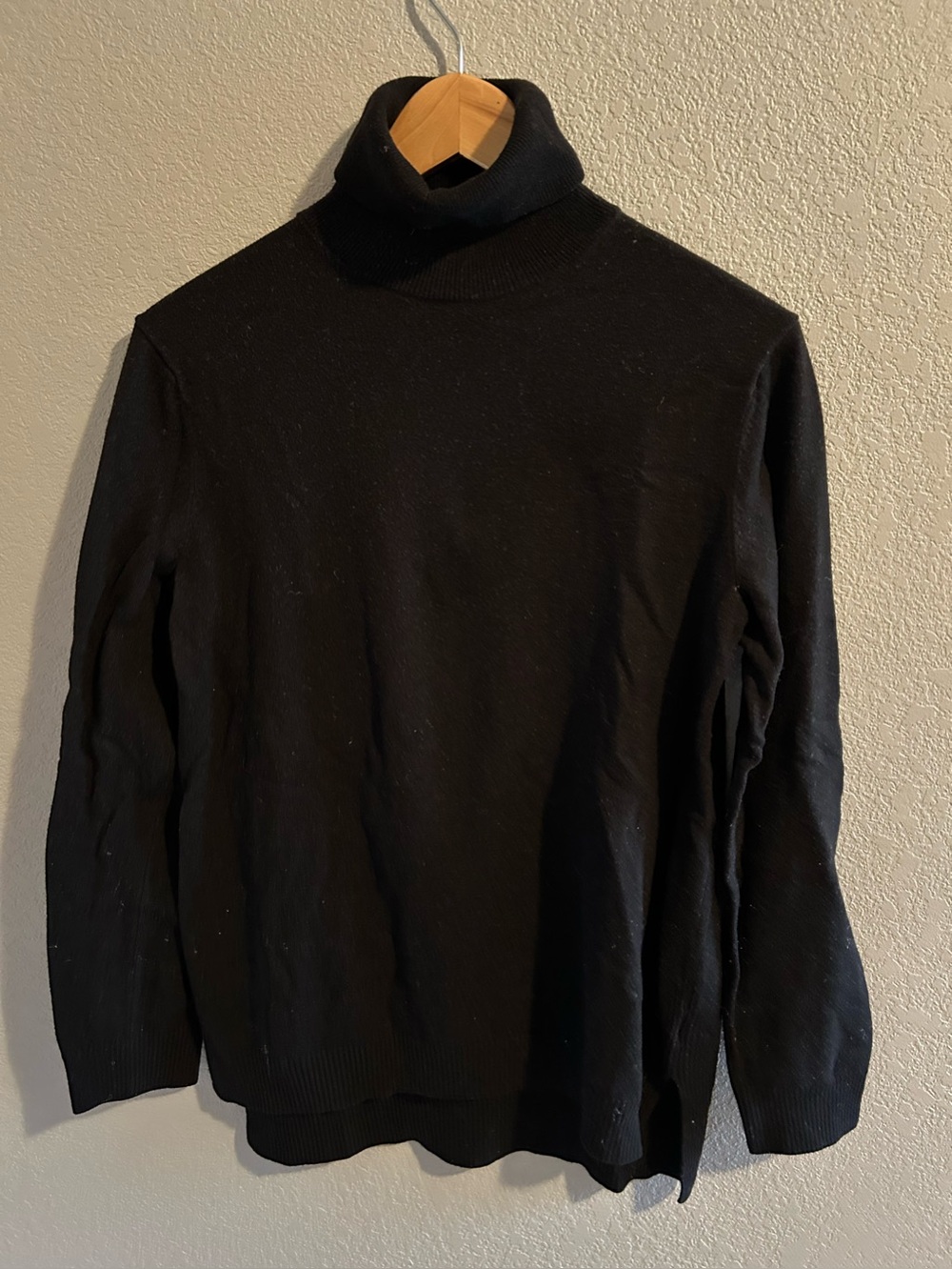 GAP Black Turtleneck Sweater